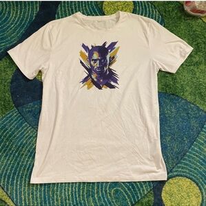 Kobe Bryant shirt size large